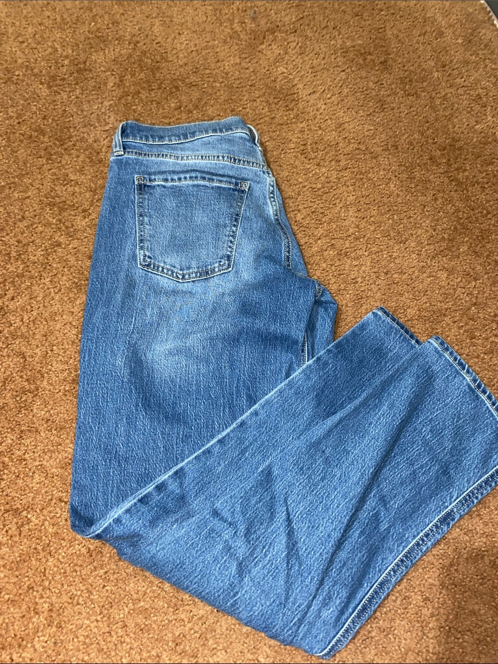 Old Navy Mid-Rise Wow Boyfriend Jeans
